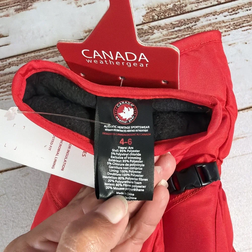 New Canada Weather Gear Boys Winter Snow Mittens Red Black Size 4-6
